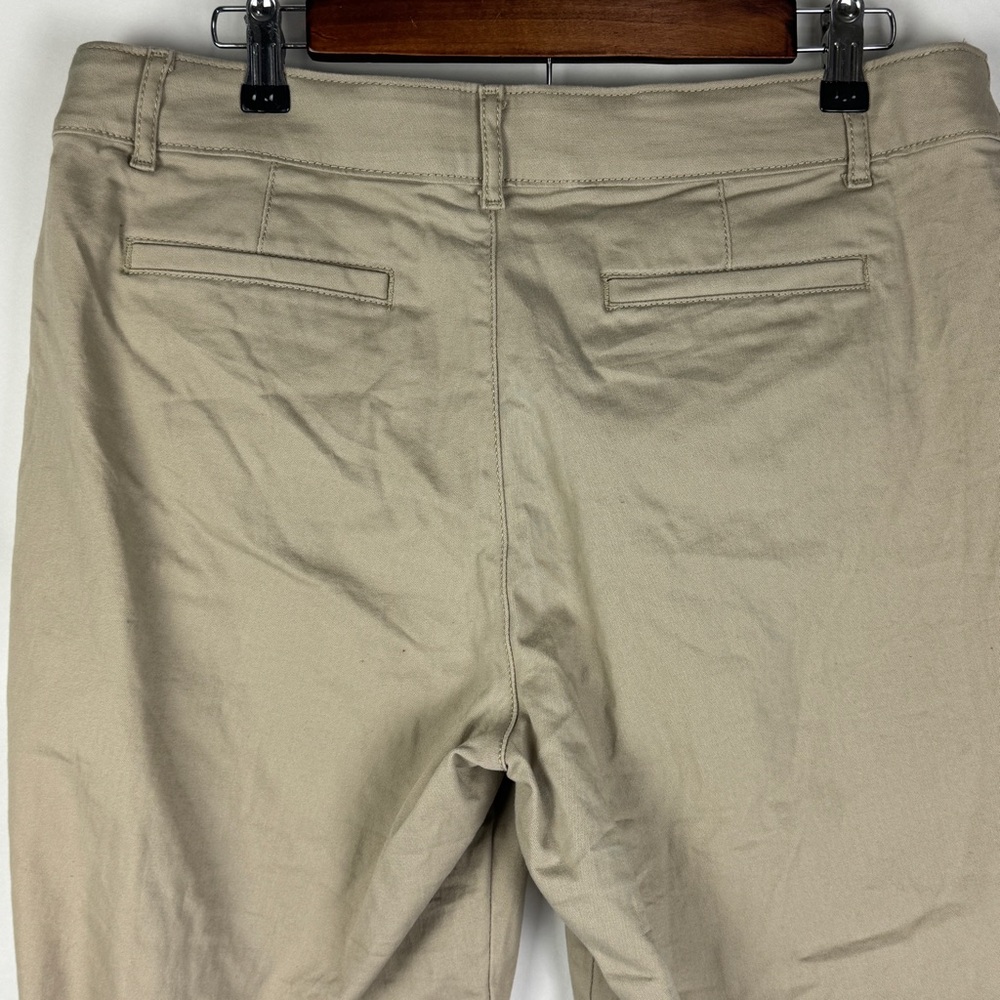 St. John's Bay High Rise Capri Pants Women's 14 Tan - Picture 4 of 9